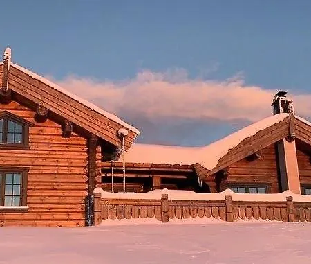 Cozy Log With A View Over Hedmarken