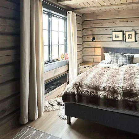 Cozy Log With A View Over Hedmarken بيت للعطل *
