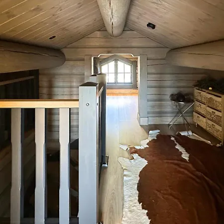 Cozy Log With A View Over Hedmarken 度假居 *