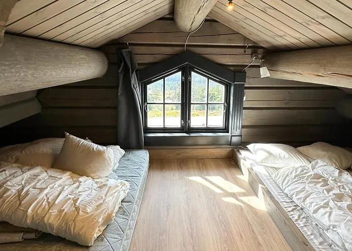 Cozy Log With A View Over Hedmarken بيت للعطل