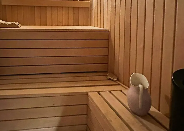 Cozy Log With A View Over Hedmarken بيت للعطل *